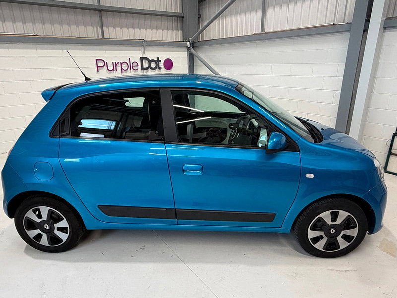 Renault Twingo 1.0 SCe Play Hatchback 5dr Petrol Manual Euro 5 (70 ps)