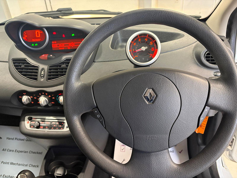 Renault Twingo 1.2 16V Dynamique Hatchback 3dr Petrol Manual Euro 5 (75 ps)