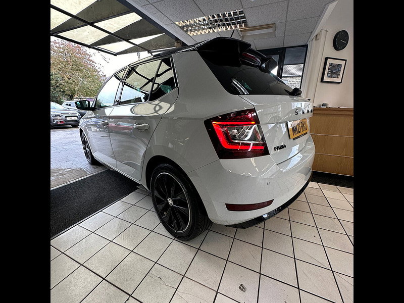 Skoda Fabia 1.0L Monte Carlo TSi Semi-Auto Hatchback 5dr Petrol Semi Automatic Euro 6 (94 bhp)
