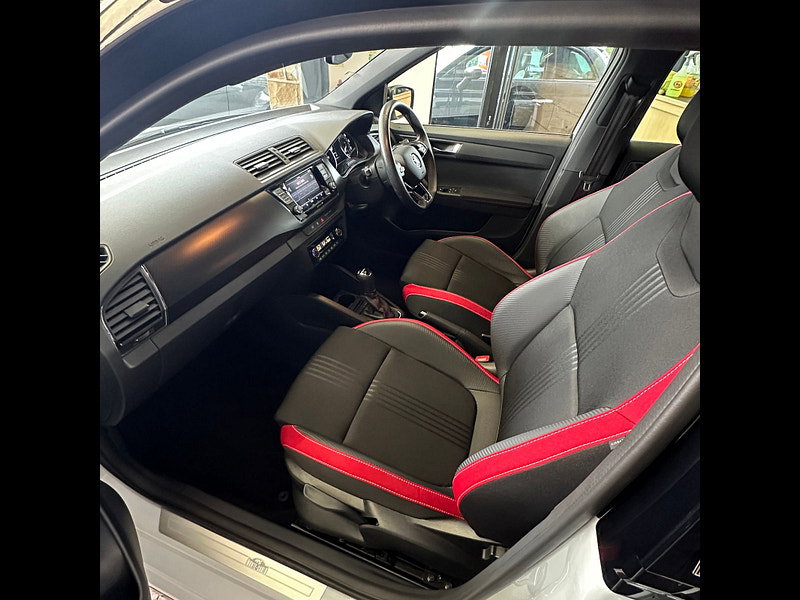 Skoda Fabia 1.0L Monte Carlo TSi Semi-Auto Hatchback 5dr Petrol Semi Automatic Euro 6 (94 bhp)