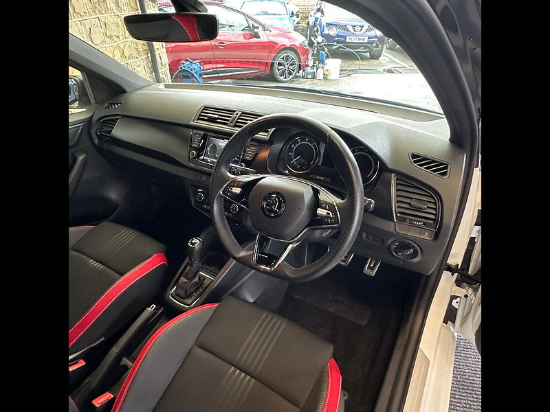 Skoda Fabia 1.0L Monte Carlo TSi Semi-Auto Hatchback 5dr Petrol Semi Automatic Euro 6 (94 bhp)