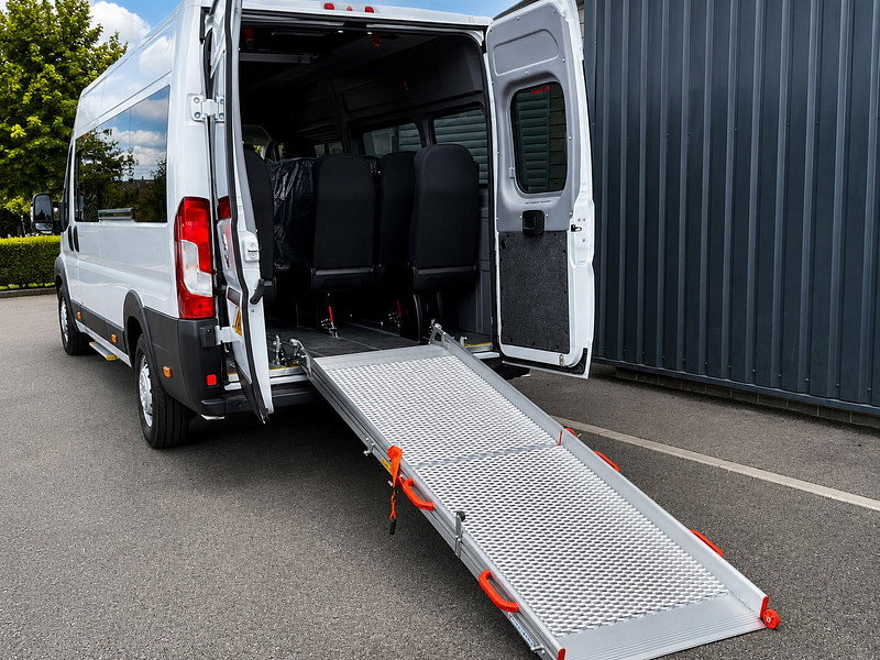 Vauxhall Movano 2.2L L4H2F3500 Heavy Premium TD SS Diesel Manual Euro 6 (138 bhp)