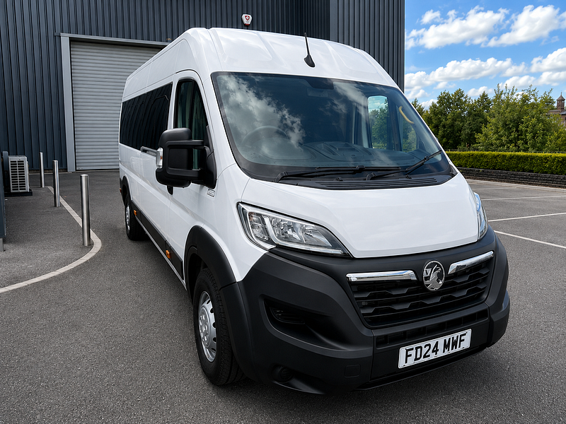 Vauxhall Movano 2.2L L4H2F3500 Heavy Premium TD SS Diesel Manual Euro 6 (138 bhp)
