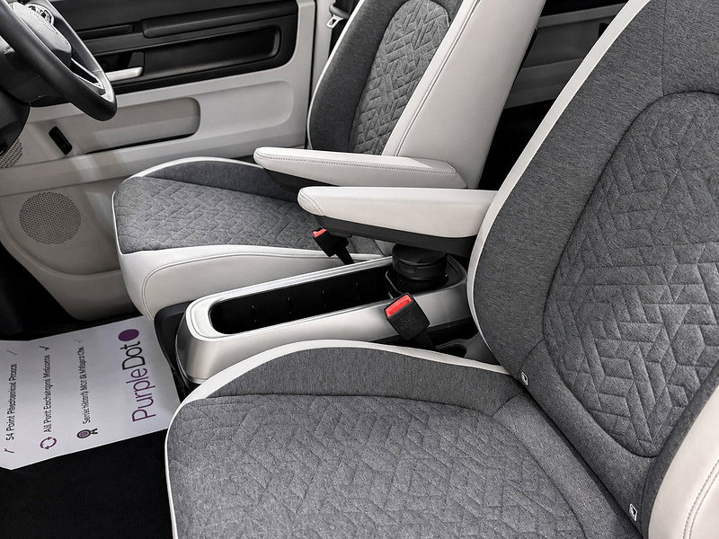 Volkswagen ID. Buzz Pro 86kWh Style MPV 5dr Electric Auto (LWB, 6Seat) (286 ps)