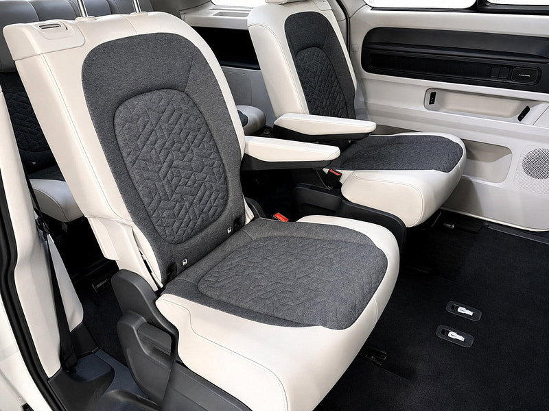 Volkswagen ID. Buzz Pro 86kWh Style MPV 5dr Electric Auto (LWB, 6Seat) (286 ps)