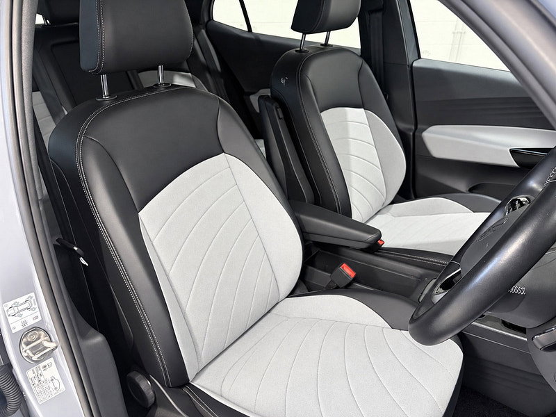 Volkswagen ID.3 Pro Performance 58kWh Family Hatchback 5dr Electric Auto (204 ps)