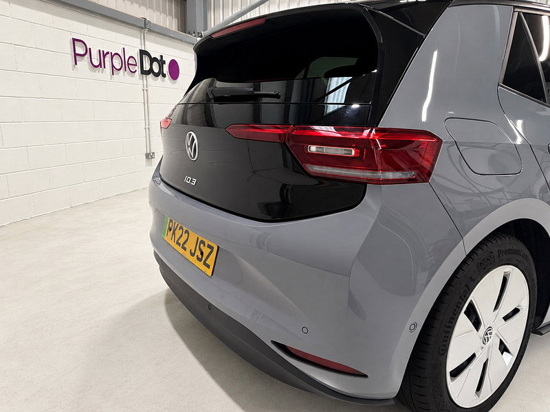 Volkswagen ID.3 Pro Performance 58kWh Family Hatchback 5dr Electric Auto (204 ps)