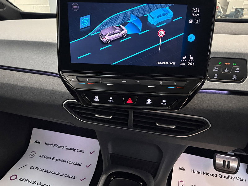 Volkswagen ID.3 Pro Performance 58kWh Family Hatchback 5dr Electric Auto (204 ps)