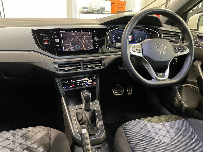 Volkswagen Polo 1.0L R-Line TSI Semi-Auto Hatchback 5dr Petrol Euro 6 (94 bhp)