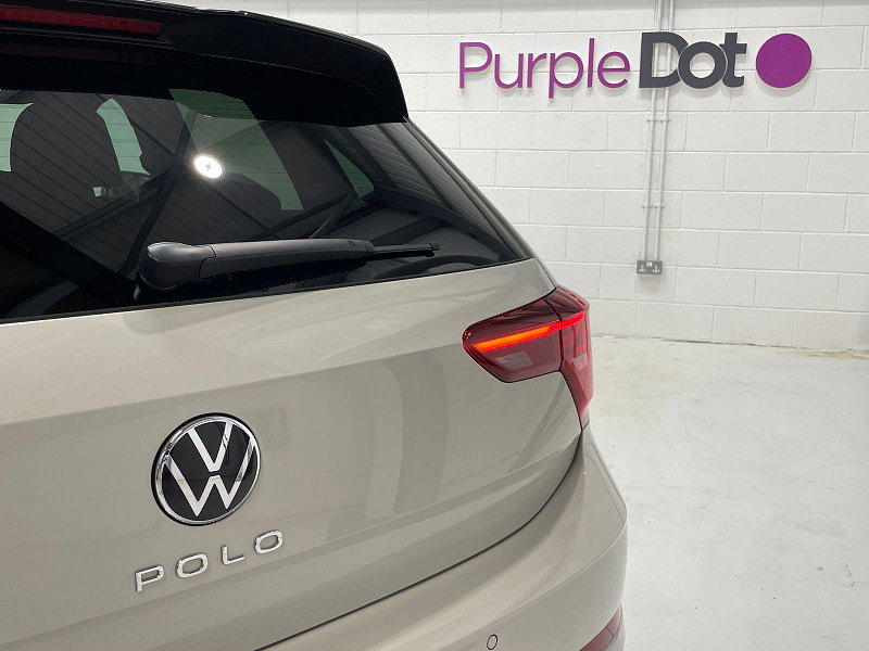 Volkswagen Polo 1.0L R-Line TSI Semi-Auto Hatchback 5dr Petrol Euro 6 (94 bhp)