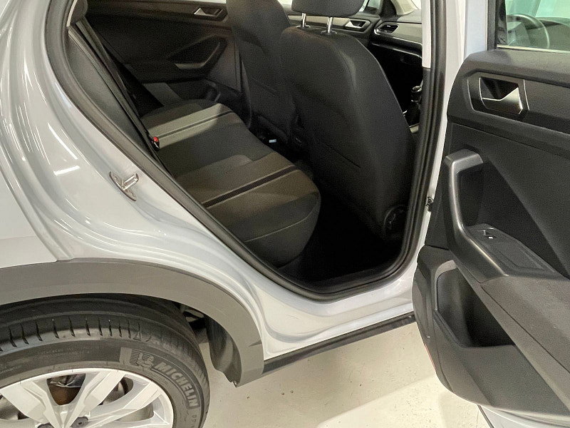 Volkswagen T-Roc 1.0L SE TSi SUV 5dr Petrol Manual Euro 6 (109 bhp)