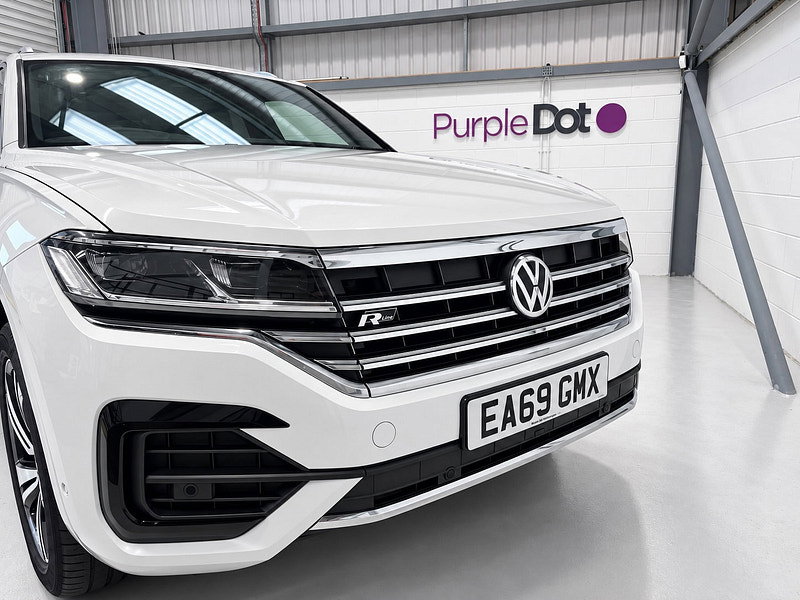 Volkswagen Touareg 3.0 TDI V6 R-Line Tech SUV 5dr Diesel Tiptronic 4Motion Euro 6 (s/s) (286 ps)