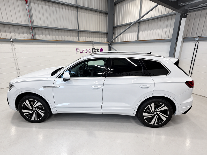 Volkswagen Touareg 3.0 TDI V6 R-Line Tech SUV 5dr Diesel Tiptronic 4Motion Euro 6 (s/s) (286 ps)