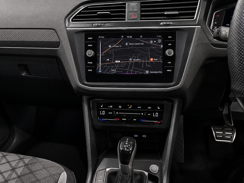 Volkswagen Tiguan 1.5L R-Line TSi Semi-Auto SUV 5dr Petrol Semi Automatic Euro 6 (148 bhp)
