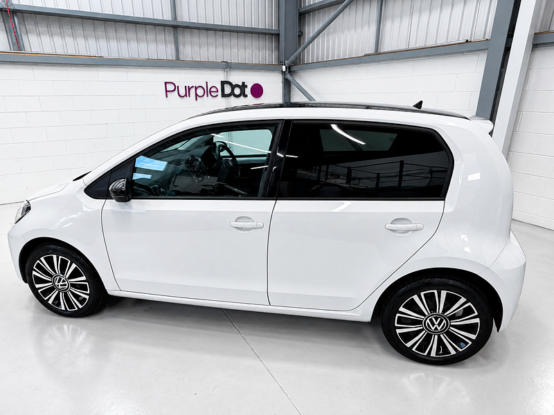 Volkswagen up! 1.0 Black Edition Hatchback 5dr Petrol Manual Euro 6 (s/s) (65 ps)