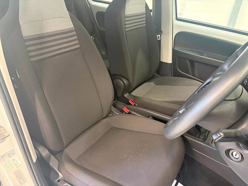 Volkswagen up! 1.0 Black Edition Hatchback 5dr Petrol Manual Euro 6 (s/s) (65 ps)