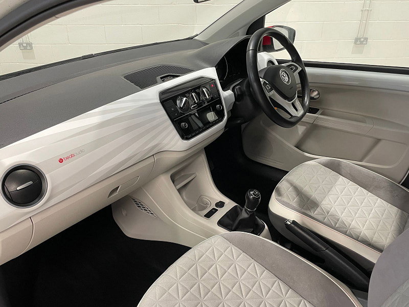 Volkswagen up! 1.0L UP BY BEATS Hatchback 5dr Petrol Manual Euro 6 (59 bhp)