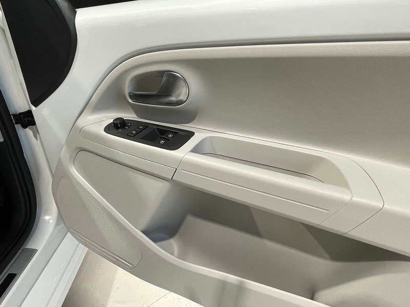 Volkswagen up! 1.0L UP BY BEATS Hatchback 5dr Petrol Manual Euro 6 (59 bhp)
