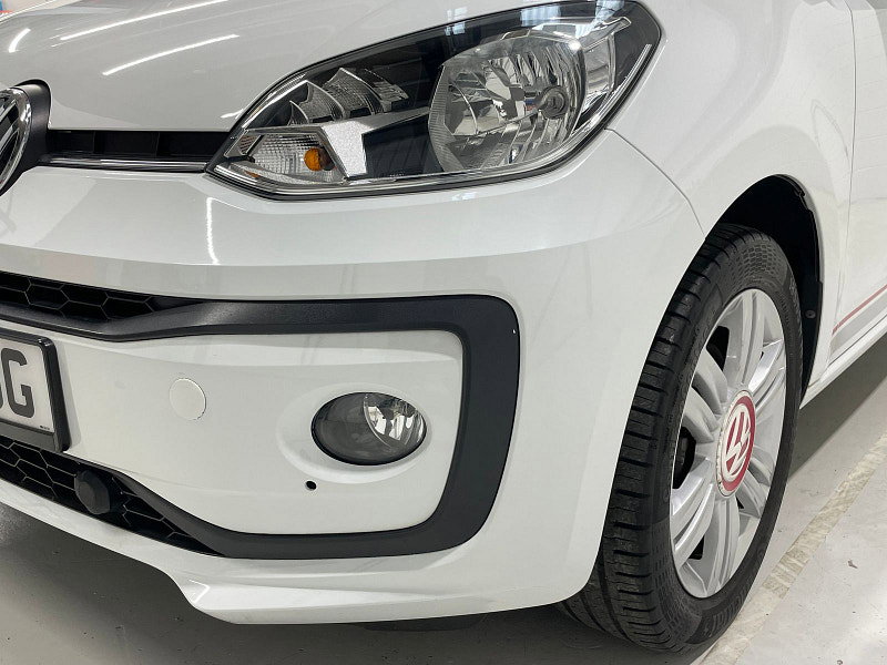 Volkswagen up! 1.0L UP BY BEATS Hatchback 5dr Petrol Manual Euro 6 (59 bhp)