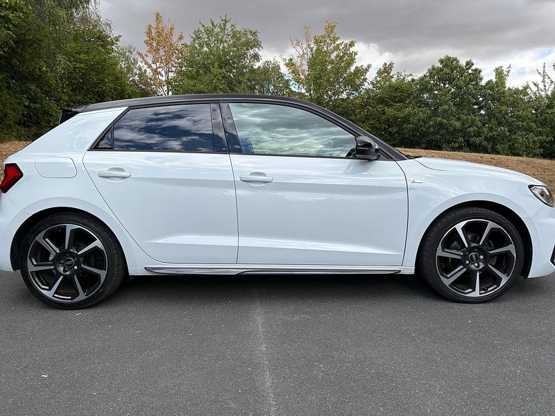 Audi A1 1.5 TFSI 35 Black Edition Sportback 5dr Petrol S Tronic Euro 6 (s/s) (150 ps)