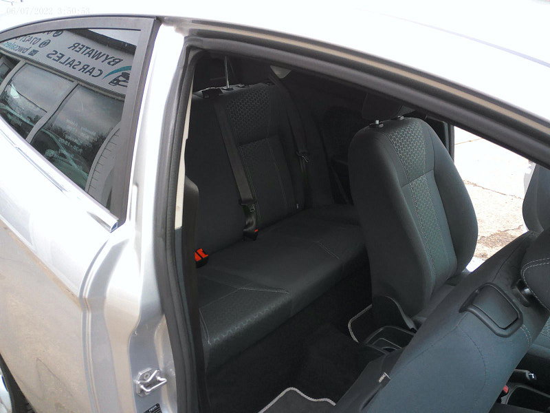 Ford Fiesta 1.6L Titanium Hatchback 3dr Petrol Manual Euro 5 (118 bhp)