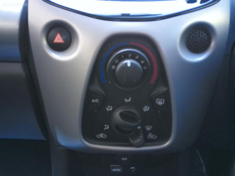 Peugeot 108 1.0 VTi Active Hatchback 5dr Petrol Manual Euro 5 Euro 5 (68 ps)