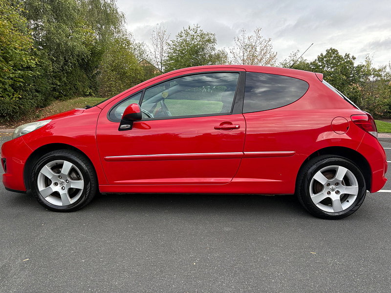 Peugeot 207 1.6 HDi Sport Hatchback 3dr Diesel Manual Euro 5 (92 ps)
