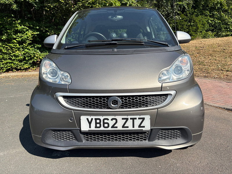 Smart ForTwo 1.0 MHD Passion Coupe 2dr Petrol SoftTouch Euro 5 (s/s) (71 bhp)
