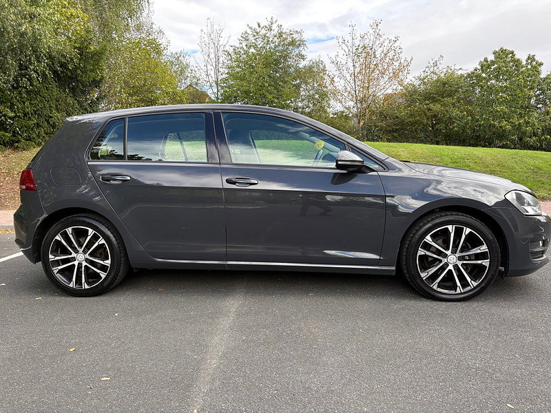 Volkswagen Golf 1.6 TDI BlueMotion Tech Match Hatchback 5dr Diesel Manual Euro 5 (s/s) (105 ps)