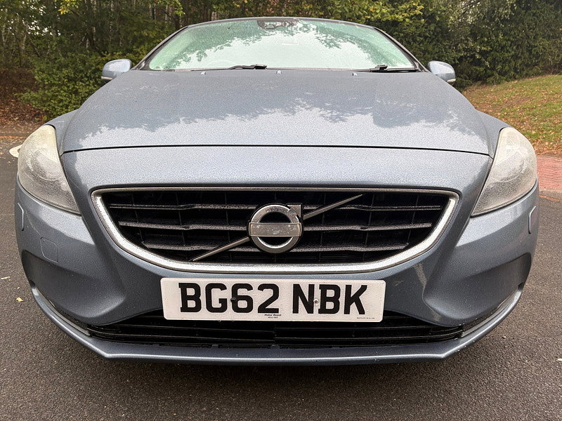 Volvo V40 1.6 D2 SE Lux Hatchback 5dr Diesel Manual Euro 5 (s/s) (115 ps)