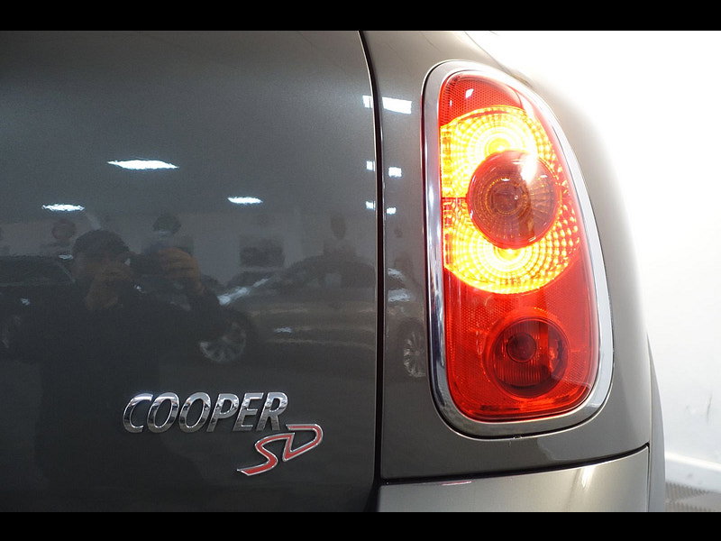 MINI Countryman 2.0 Cooper SD SUV 5dr Diesel Auto ALL4 Euro 5 (143 ps)