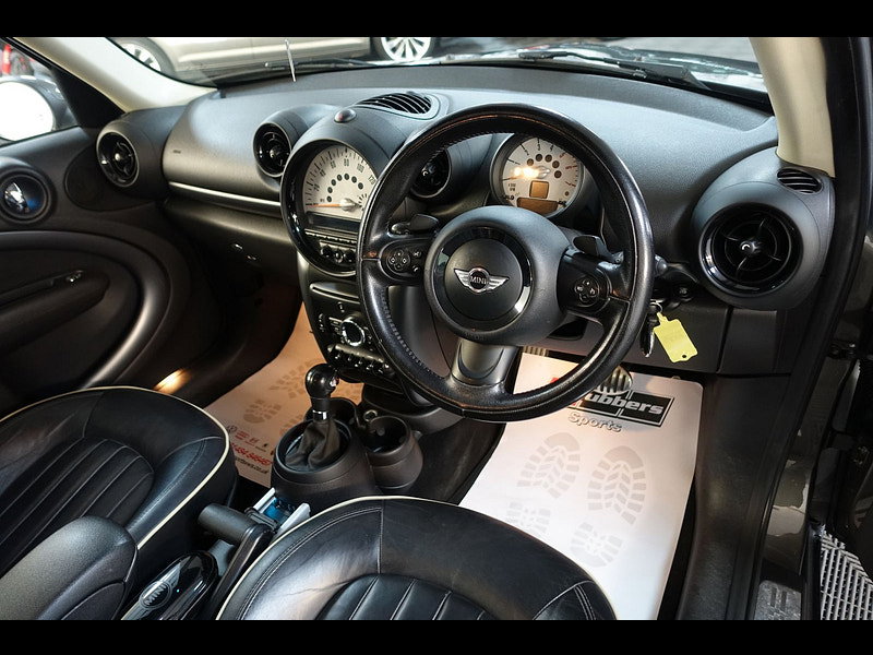 MINI Countryman 2.0 Cooper SD SUV 5dr Diesel Auto ALL4 Euro 5 (143 ps)