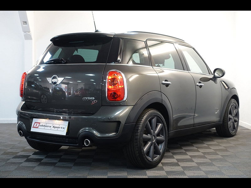MINI Countryman 2.0 Cooper SD SUV 5dr Diesel Auto ALL4 Euro 5 (143 ps)