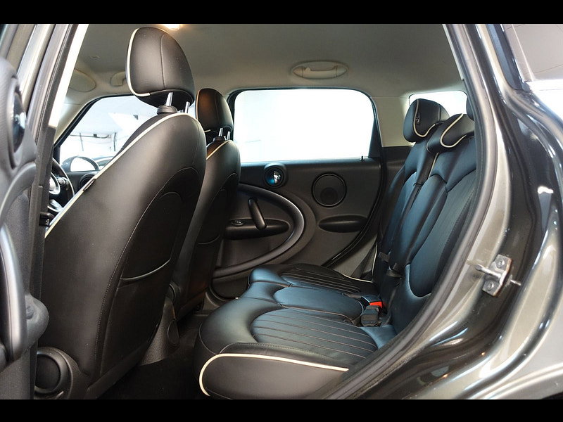 MINI Countryman 2.0 Cooper SD SUV 5dr Diesel Auto ALL4 Euro 5 (143 ps)