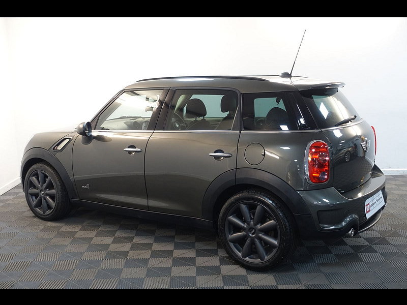 MINI Countryman 2.0 Cooper SD SUV 5dr Diesel Auto ALL4 Euro 5 (143 ps)