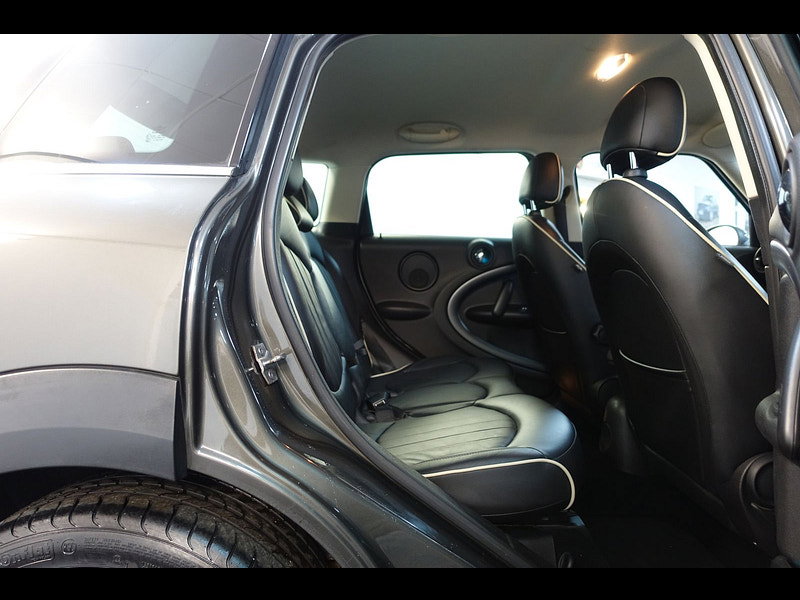 MINI Countryman 2.0 Cooper SD SUV 5dr Diesel Auto ALL4 Euro 5 (143 ps)