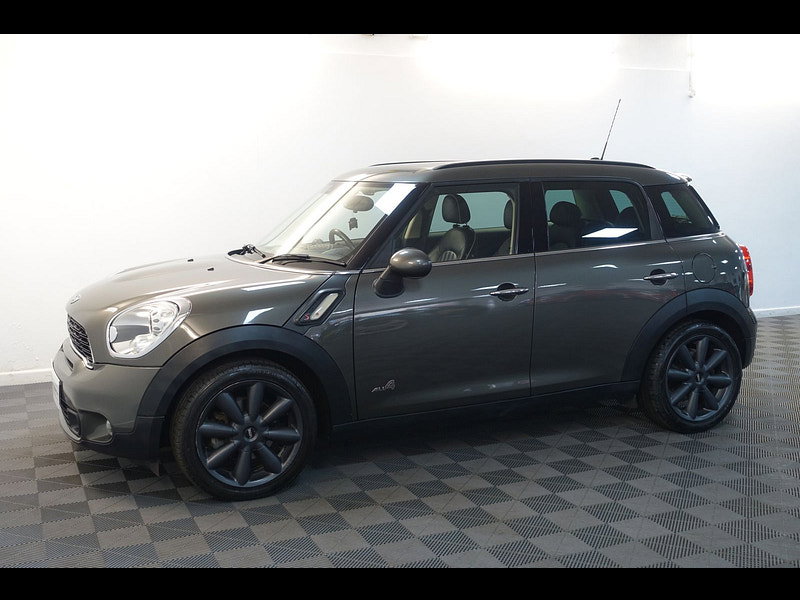 MINI Countryman 2.0 Cooper SD SUV 5dr Diesel Auto ALL4 Euro 5 (143 ps)