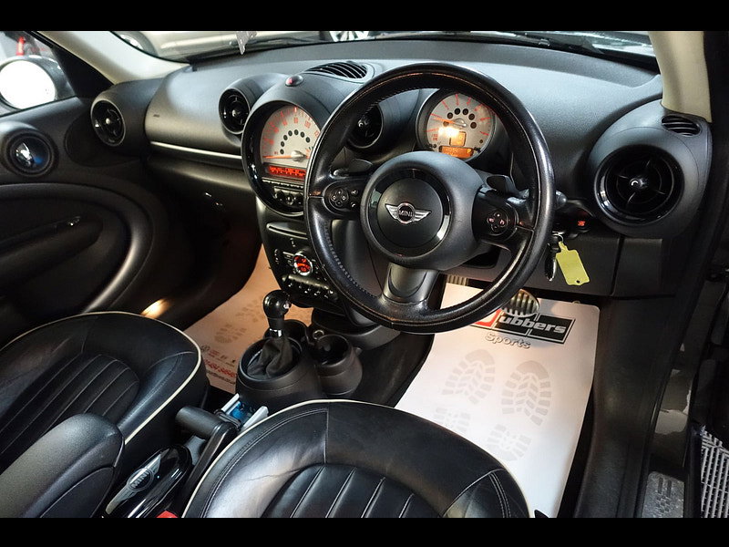 MINI Countryman 2.0 Cooper SD SUV 5dr Diesel Auto ALL4 Euro 5 (143 ps)