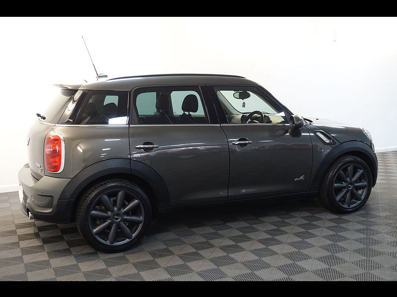 MINI Countryman 2.0 Cooper SD SUV 5dr Diesel Auto ALL4 Euro 5 (143 ps)