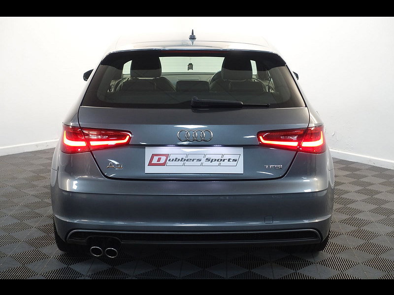 Audi A3 1.8 TFSI S line Hatchback 3dr Petrol S Tronic Euro 5 (s/s) (180 ps)