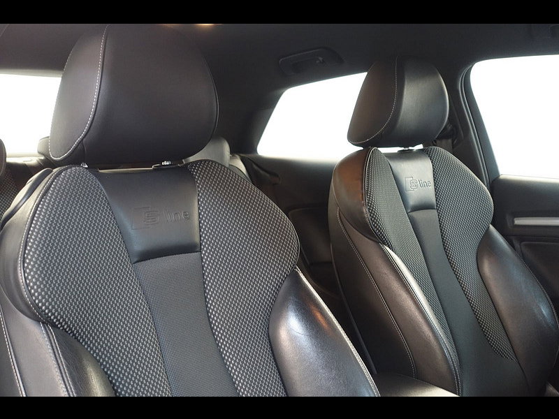Audi A3 1.8 TFSI S line Hatchback 3dr Petrol S Tronic Euro 5 (s/s) (180 ps)