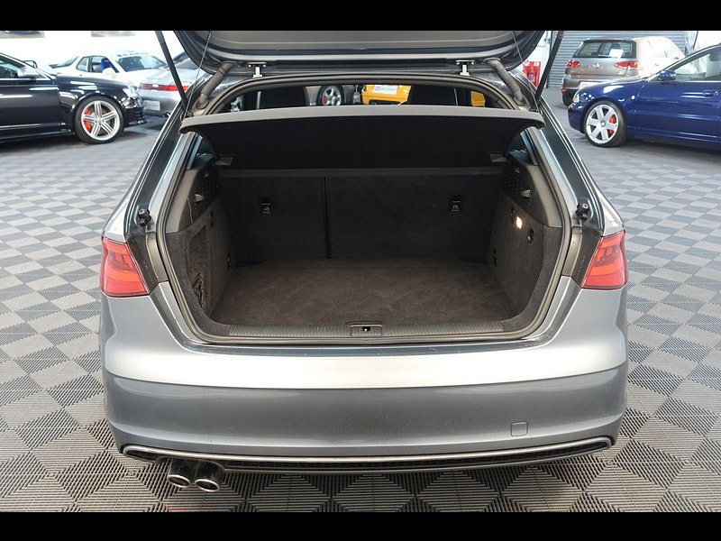 Audi A3 1.8 TFSI S line Hatchback 3dr Petrol S Tronic Euro 5 (s/s) (180 ps)