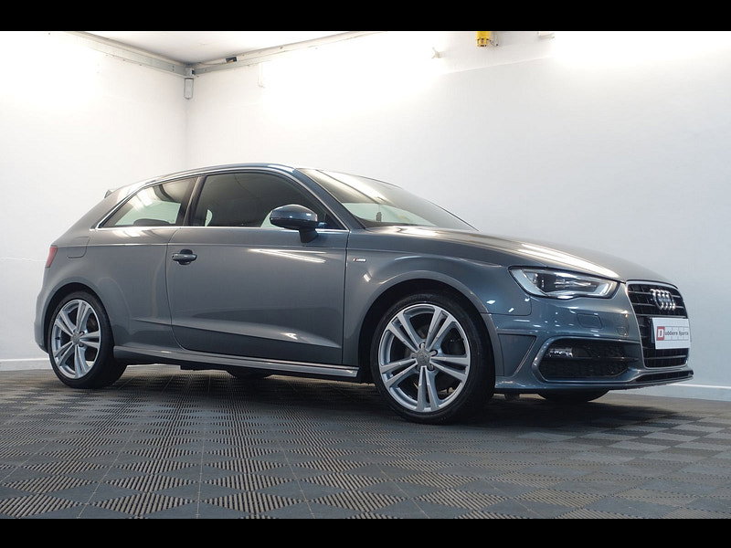 Audi A3 1.8 TFSI S line Hatchback 3dr Petrol S Tronic Euro 5 (s/s) (180 ps)