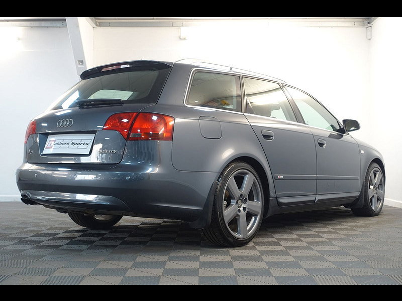 Audi A4 Avant 2.0 TDI S line Estate 5dr Diesel Manual (158 g/km, 138 bhp)