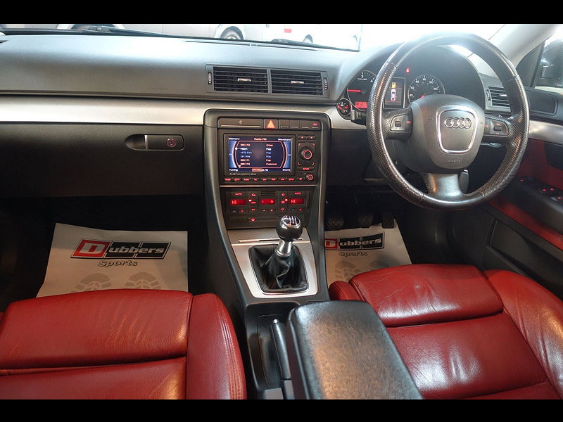 Audi A4 Avant 2.0 TDI S line Estate 5dr Diesel Manual (158 g/km, 138 bhp)
