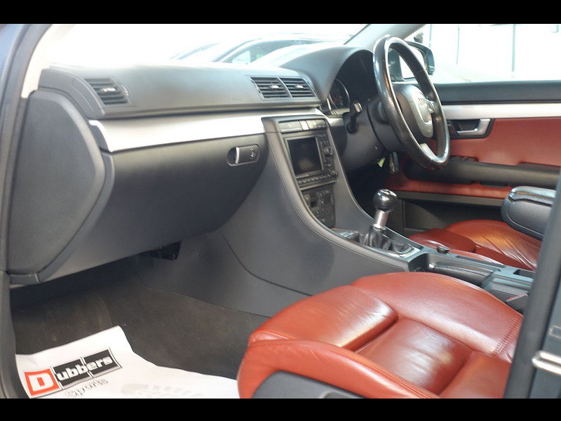 Audi A4 Avant 2.0 TDI S line Estate 5dr Diesel Manual (158 g/km, 138 bhp)