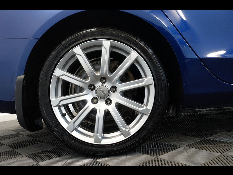 Audi A4 Avant 2.0 TDI SE Technik Estate 5dr Diesel S Tronic quattro Euro 5 (s/s) (177 ps)
