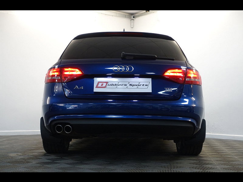 Audi A4 Avant 2.0 TDI SE Technik Estate 5dr Diesel S Tronic quattro Euro 5 (s/s) (177 ps)