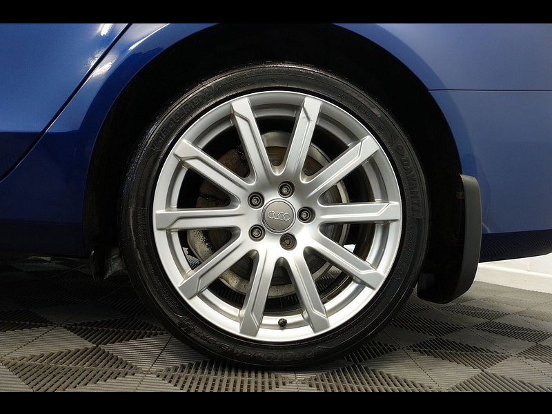 Audi A4 Avant 2.0 TDI SE Technik Estate 5dr Diesel S Tronic quattro Euro 5 (s/s) (177 ps)