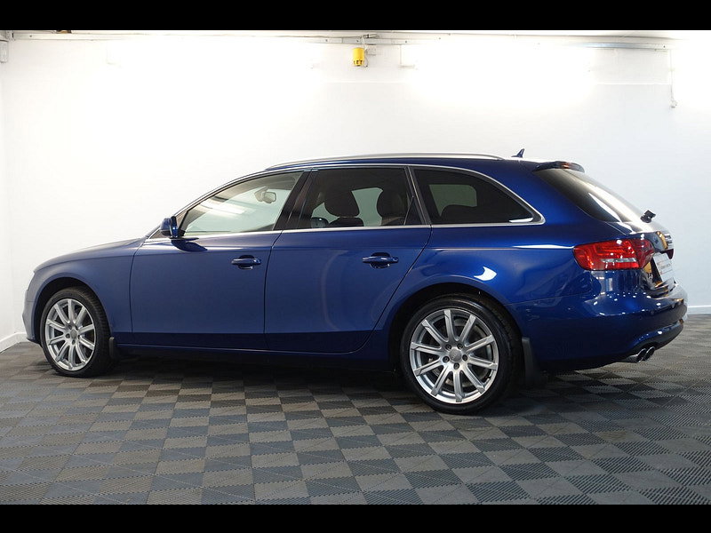 Audi A4 Avant 2.0 TDI SE Technik Estate 5dr Diesel S Tronic quattro Euro 5 (s/s) (177 ps)